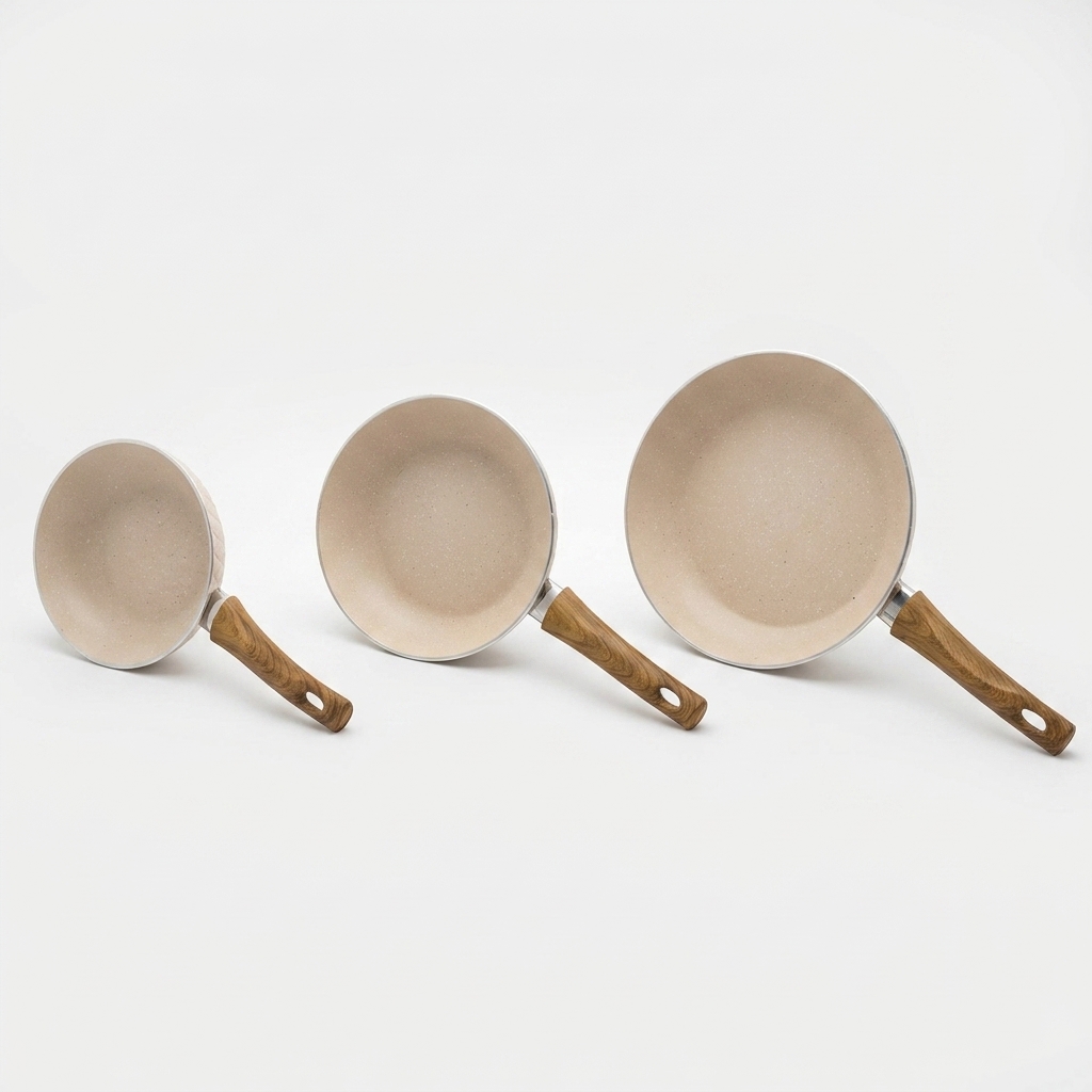 3-piece-thick-turkish-pan-set (2) ست تابه سه تایی ترکیه با ضخامت بالا، روکش نچسب طرحدار و دستههای طرح چوب